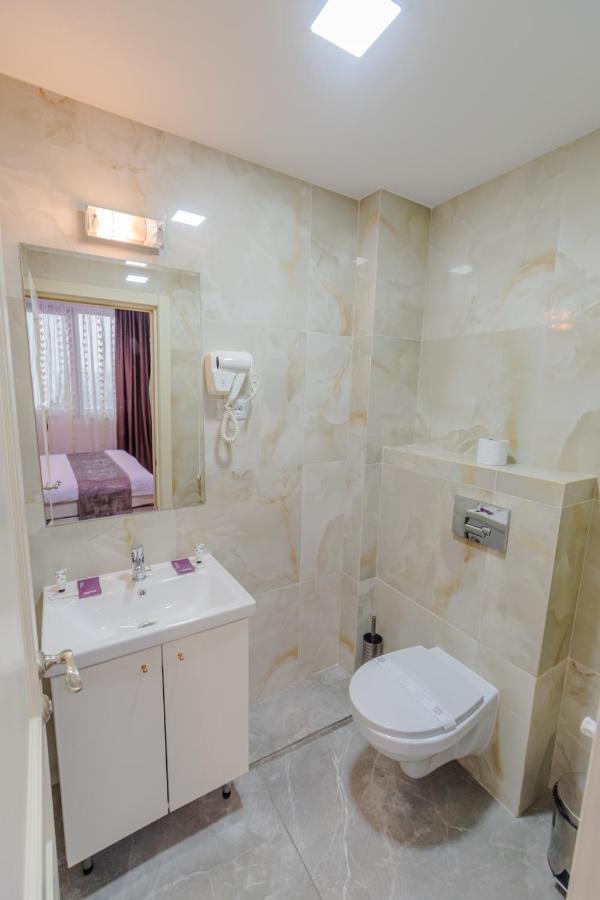Hostel Parc Fălticeni Zewnętrze zdjęcie